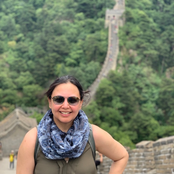 Meet your Posher, Vee - Picture 1 of 1